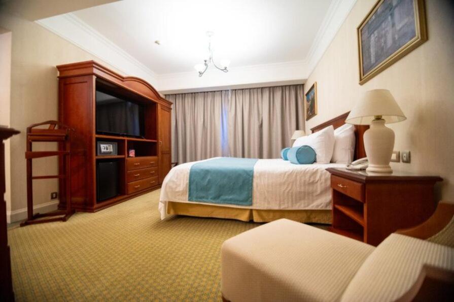 Epic Hotel Villa Mercedes Luaran gambar