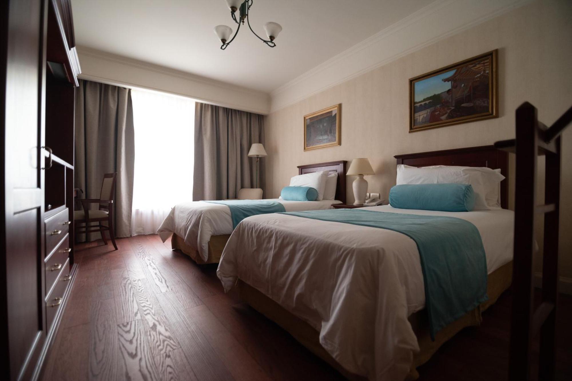 Epic Hotel Villa Mercedes Luaran gambar